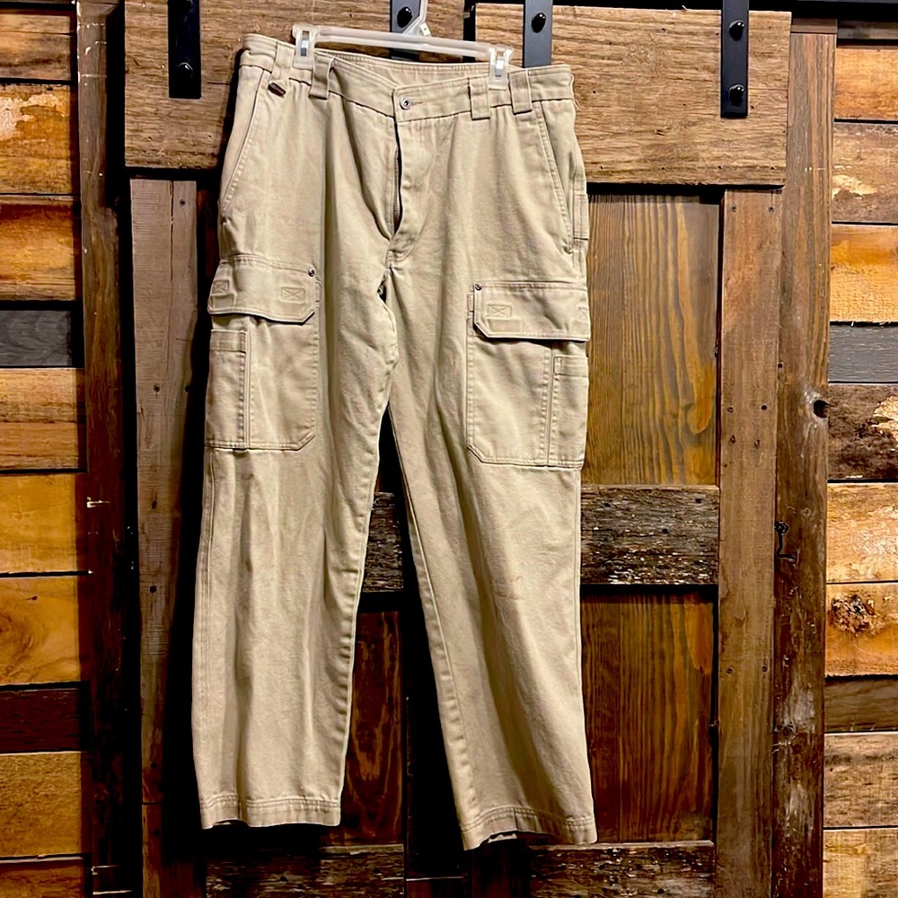 Men’s work cargo  pants with bootcut openings
